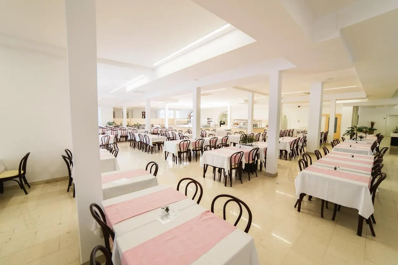 Paviljoni Slaven Hotel Selce Croatia