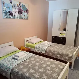 Pero Appartamento Pola