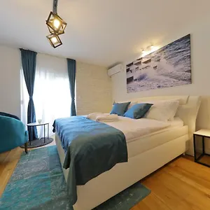 la-dolce-vita-da-zara-luxury-rooms.hotelinzadar.com/
